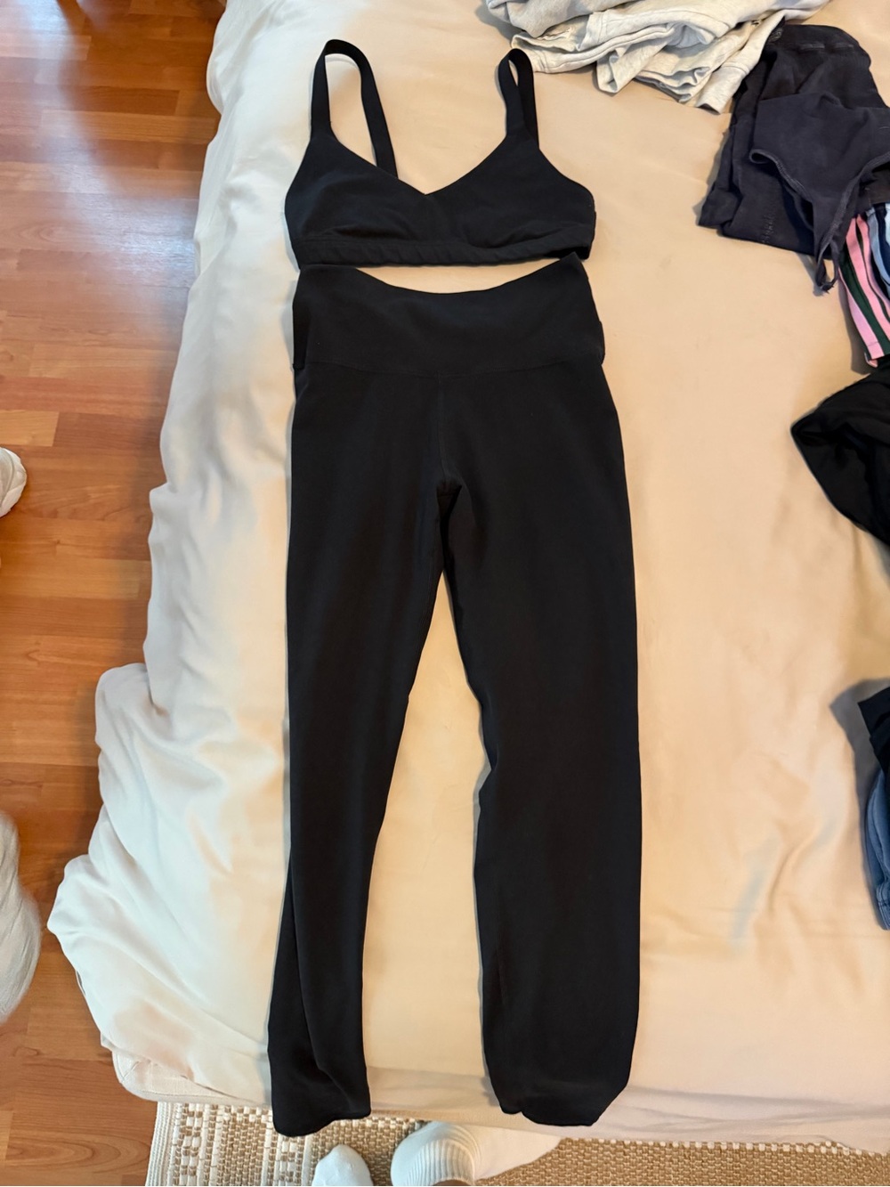 aerie Black High-Waist Leggings with Matching Bralette